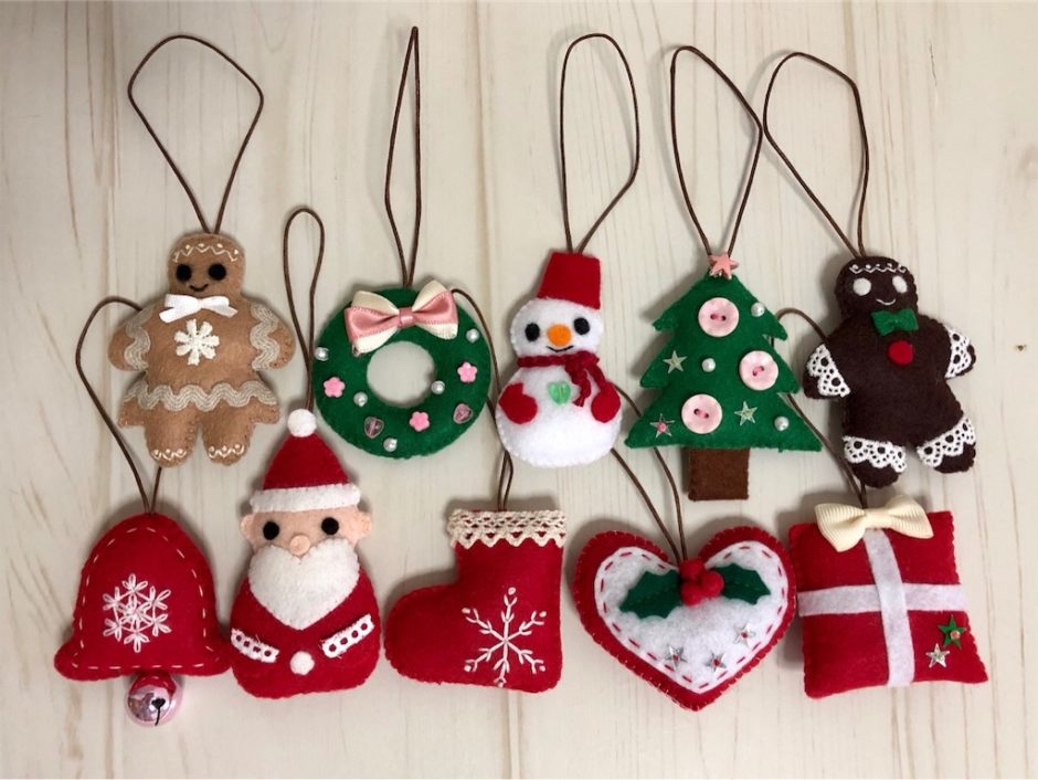 フェルトのクリスマスオーナメント10種類の完成写真。