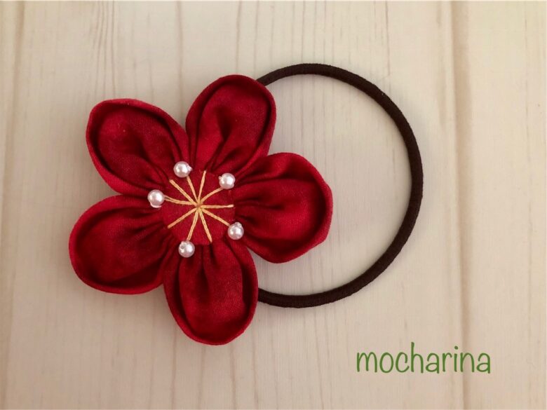 2月の誕生月の花 梅の髪飾りの作り方と花言葉 Mocharina 布あそび